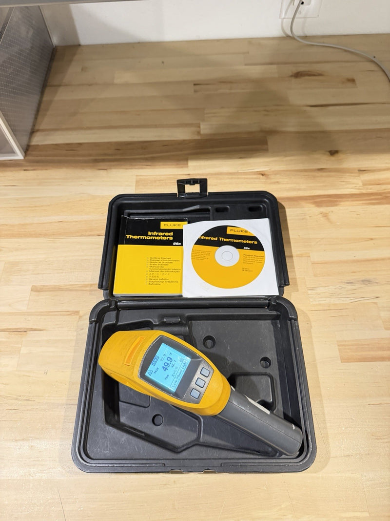 FLUKE 568 IR THERMOMETER WITH CASE TESTED