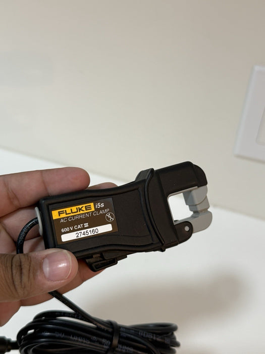 FLUKE I5S AC CURRENT CLAMP 600V TESTED