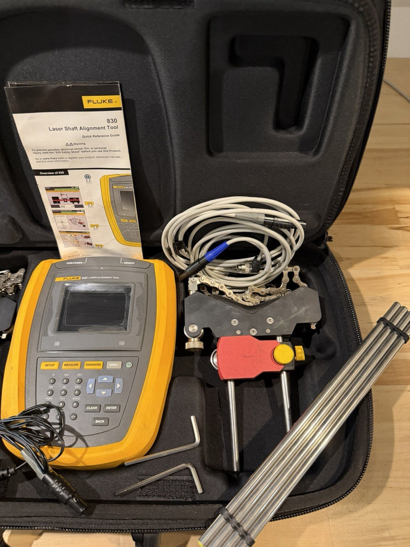 FLUKE 830 LASER ALIGNMENT TOOL WITH ACCESSORIES TESTED