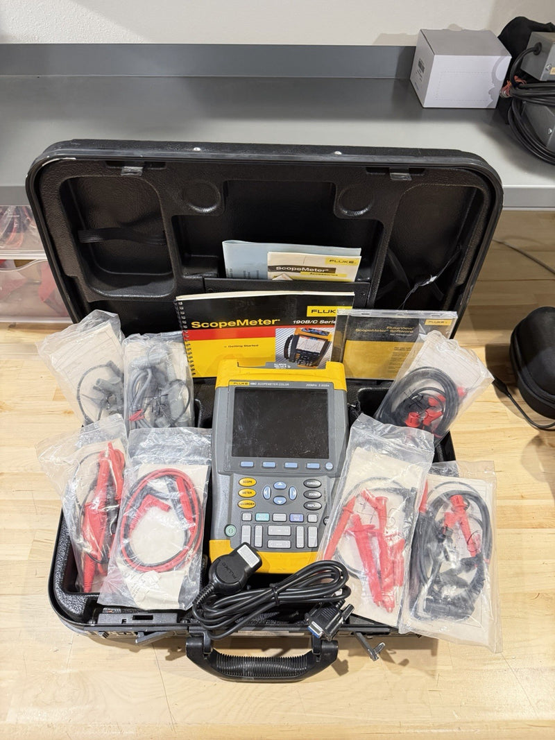 FLIKE 199C 200MHZ 2.5GS/s SCOPEMETER COLOR WITH ACCESSORIES
