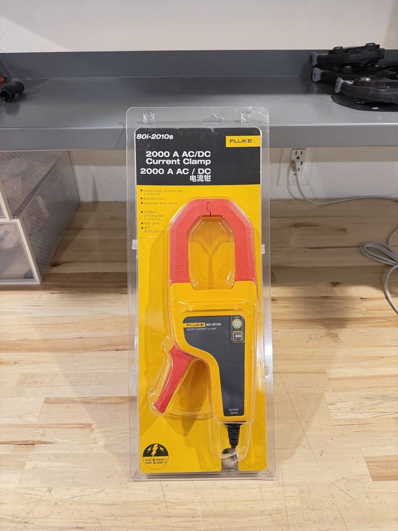 FLUKE 80I-2010S 200 A AC/DC CURRENT CLAMP 2000 A AC / DC (NEW SEALED) SHIPS FAST