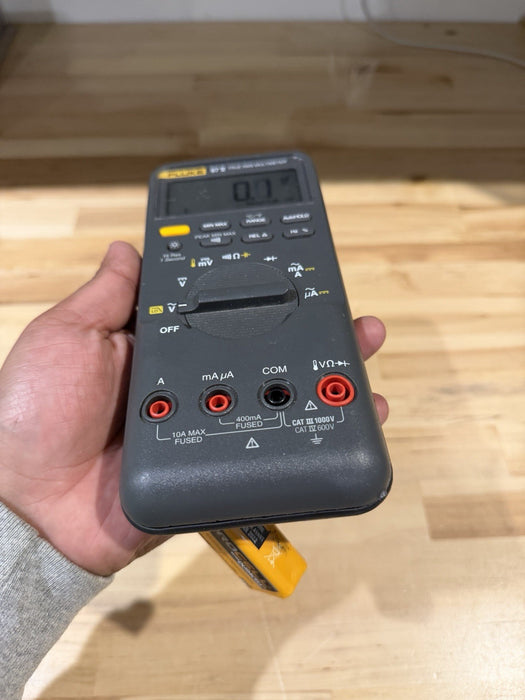 FLUKE 87V TRUE RMS MULTIMETER FOR PARTS