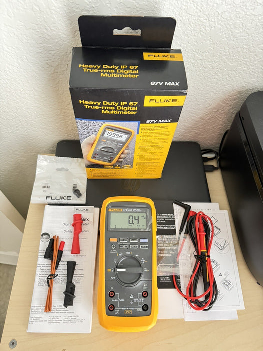 Fluke 87V-MAX Industrial True RMS Mulitmeter Fluke W/ Leads & Clips