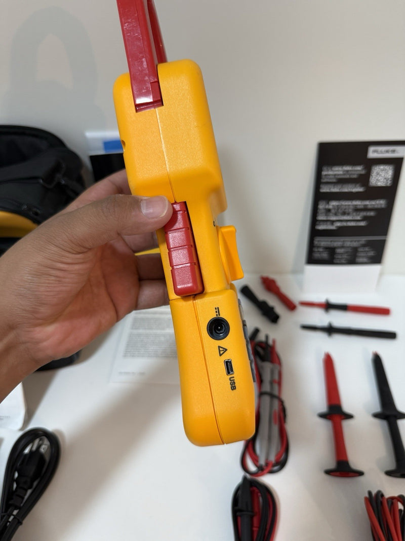 FLUKE 345 POWER QUALITY CLAMP METER W/LEADS & ACCESSORIES TESTED SHIPS FREE