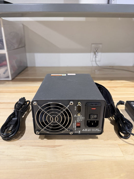 FLUKE 9140 22207T DRY-WELL CALIBRATOR WITH CHARGER TESTED