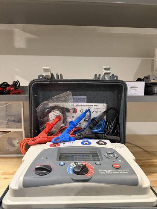 MEGGER MIT1525 15 KV HIGH VOLTAGE INSULATION RESISTANCE TESTER WITH CABLES - TESTED