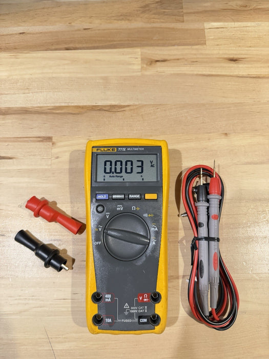 FLUKE 77-IV MULTIMETER W / LEAD SET & CLIPS - SHIPS FAST (TESTED)