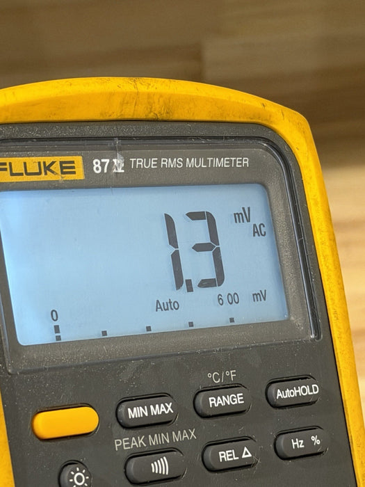 FLUKE 87V TRUE RMS MULTIMETER W/ LEADS (TESTED) SHIPS FAST