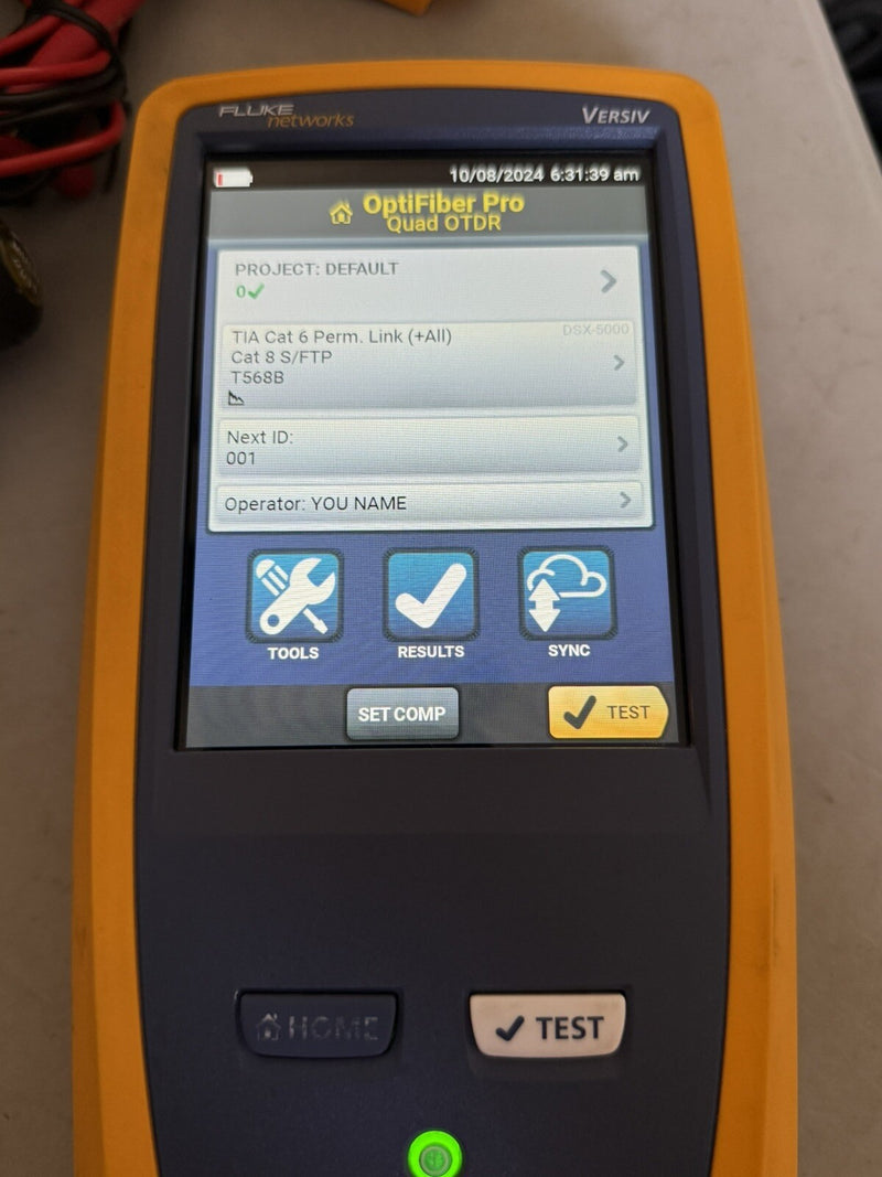 FLUKE NETWORKS VERSIV OPTIFIBER PRO OTDR KIT WITH QUAD OTDR MODULE & ACCESSORIES