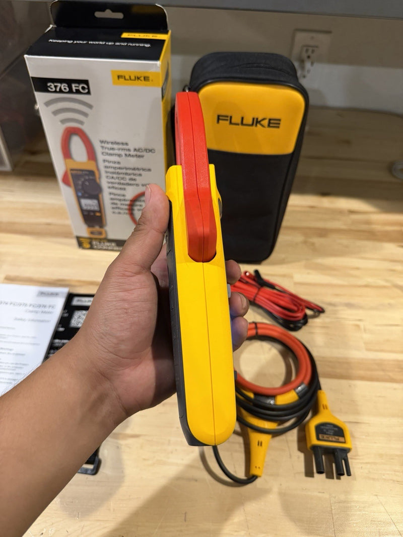 FLUKE 376FC WIRELESS TRUE RMS AC/DC CLAMP METER W/LEADS - SHIPS FAST NEW