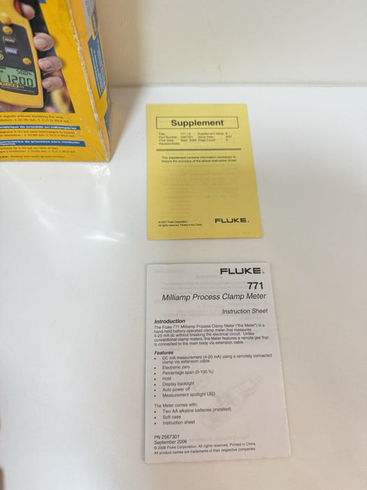 FLUKE 771 MILLIAMP PROCESS CLAMP METER WITH BAG & MANUALS