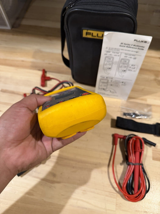 FLUKE 87V TRUE RMS MULTIMETER KIT W/ LEADS (TESTED) SHIPS FAST