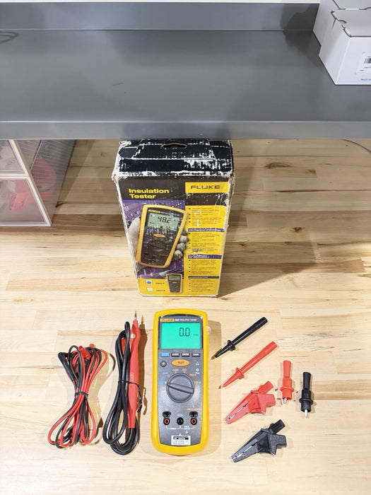 FLUKE 1507 INSULATION MULTIMETER WITH LEADS & CLIPS CALIBRATED 2026