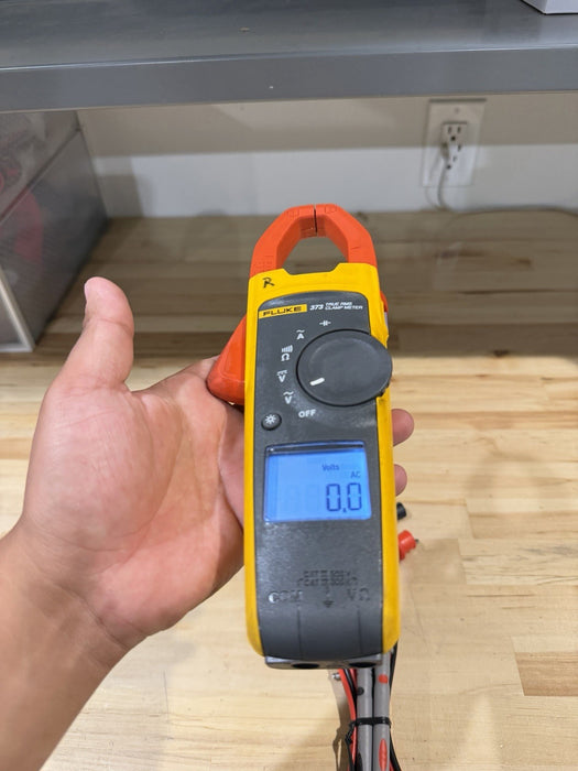 FLUKE 373 TRUE RMS W/ LEADS - SHIPS FAST