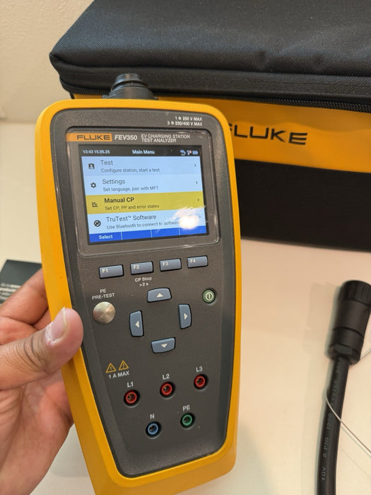 FLUKE FFEV350 EV CHARGING STATION TEST ANALYZER WITH ACCESSORIES