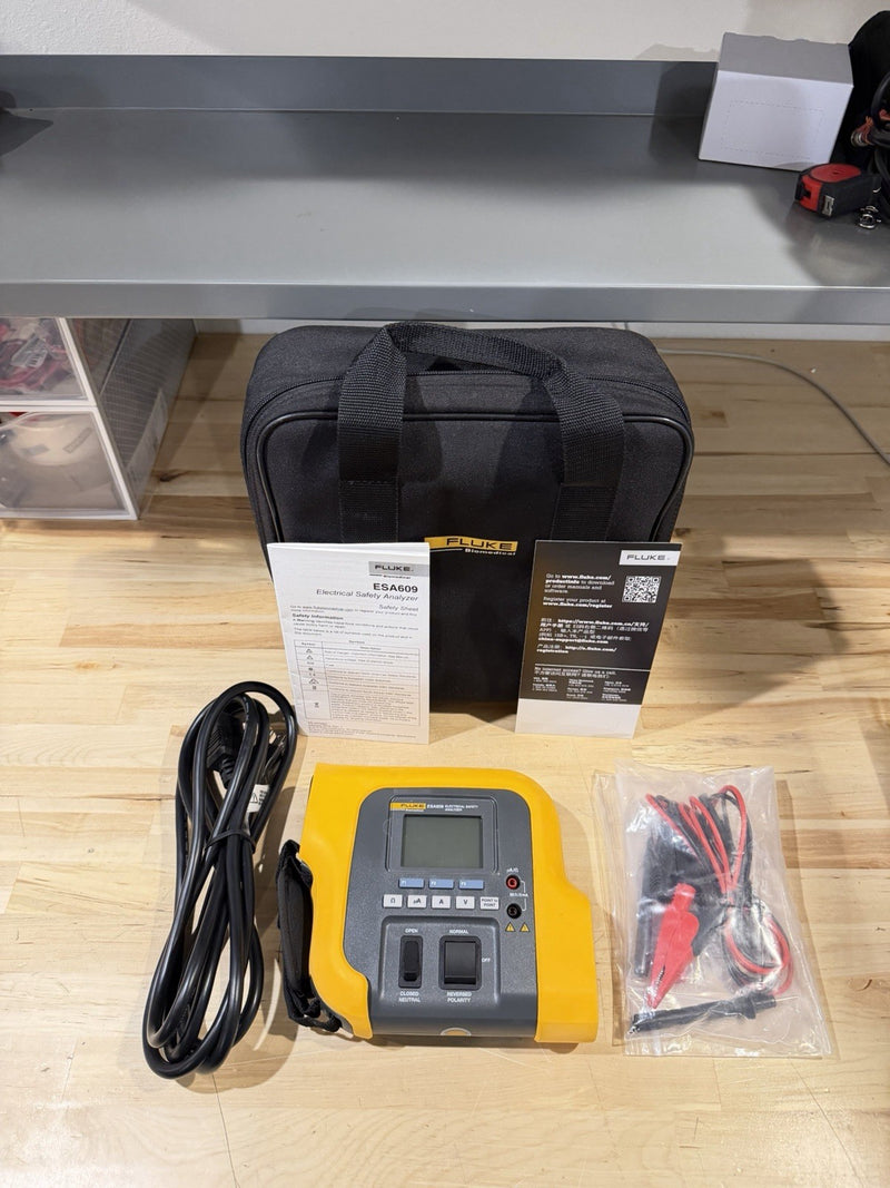 FLUKE BIO MEDICAL ESA609 ELECTRICAL SAFETY ANALYZER PORTABLE METER & ACCESSORIES