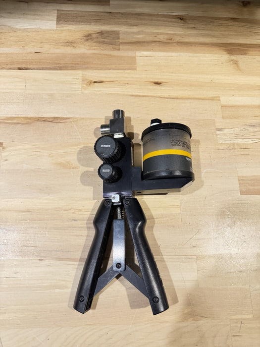 FLUKE 700HTP-2 HYDRAULIC TEST PUMP 10,000 PSI 690 BAR (TESTED) GREAT CONDITION