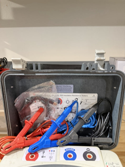 MEGGER MIT1525 15 KV HIGH VOLTAGE INSULATION RESISTANCE TESTER WITH CABLES - TESTED