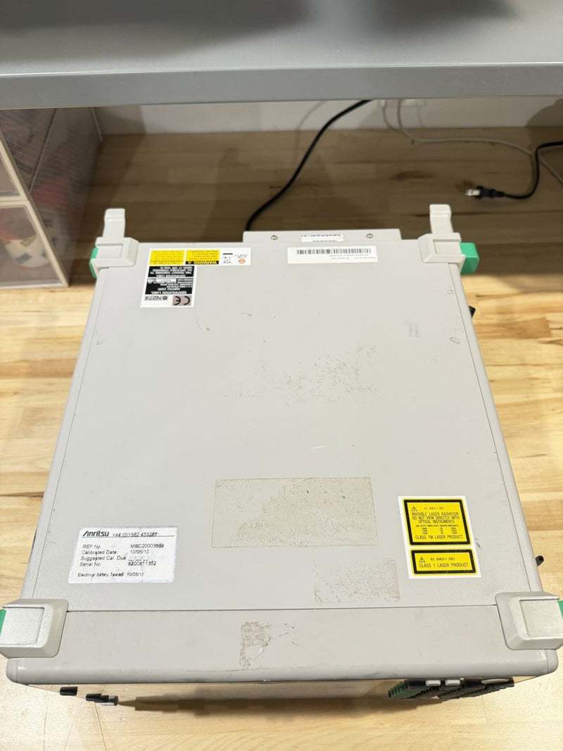 ANRITSU MD1230B DATA QUALITY ANALYZER WITH MU120118B & MU120122A MODULE