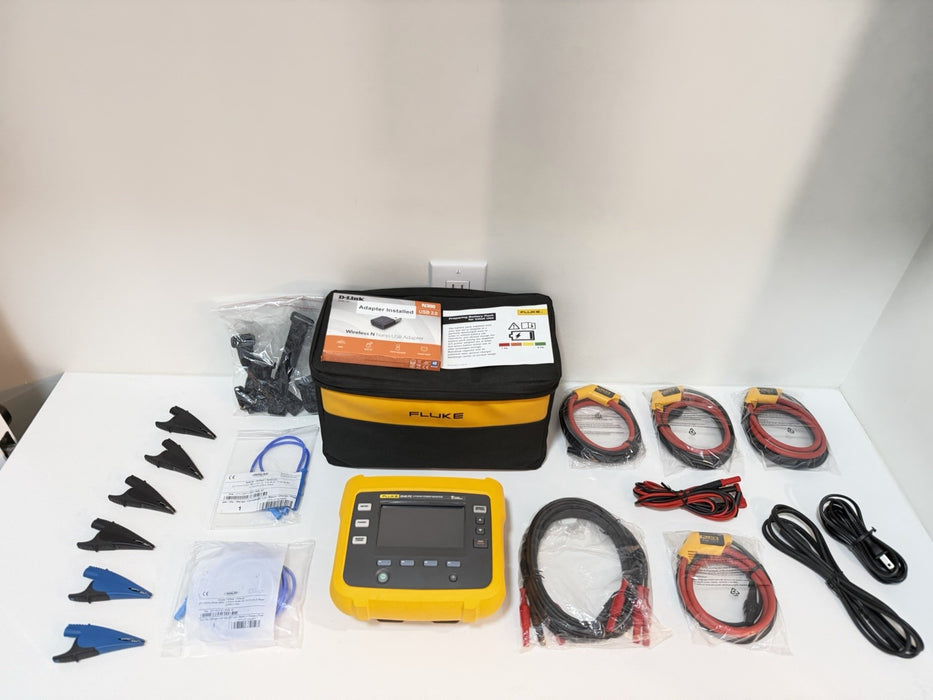 FLUKE 3540 FC 3-PHASE POWER MONITOR WITH ACCESSORIES TESTED NEW