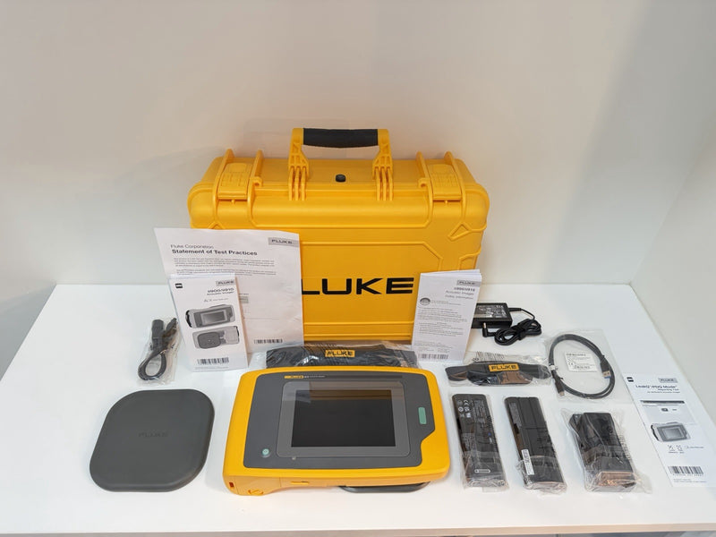 FLUKE ii910 ACOUSTIC IMAGER W/ ACCESSORIES FREE SHIPPING (NEW)