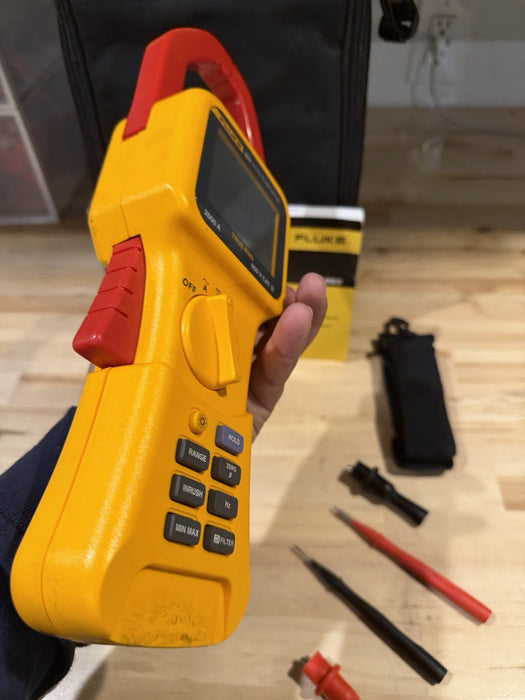FLUKE 353 AC/DC CLAMP METER W/ LEADS & BAG (TESTED) SHIPS FAST