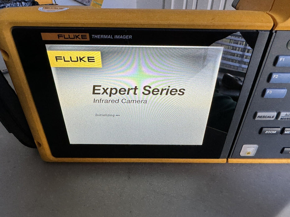 FLUKE FLK-TIX501 60HZ INFD CAMERA COLOR LCD RARE