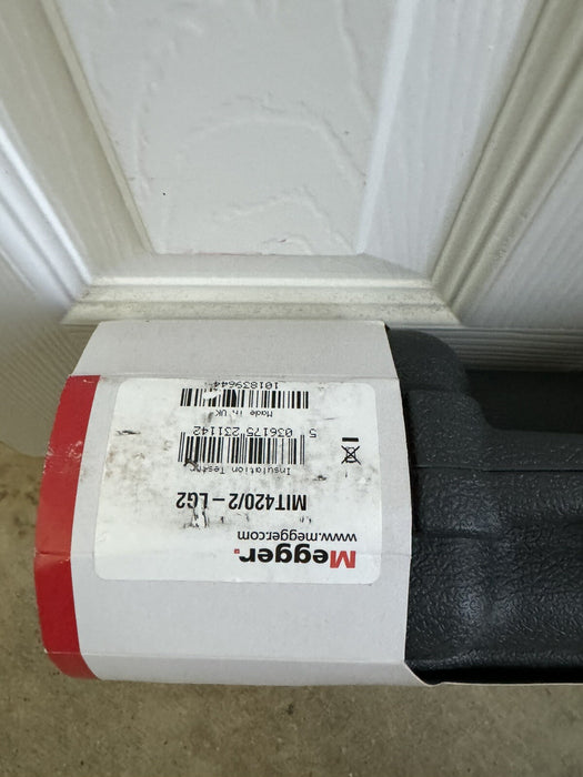 MEGGER MIT400/2 INSULATION & CONTINUITY TESTER WITH LEADS NEW