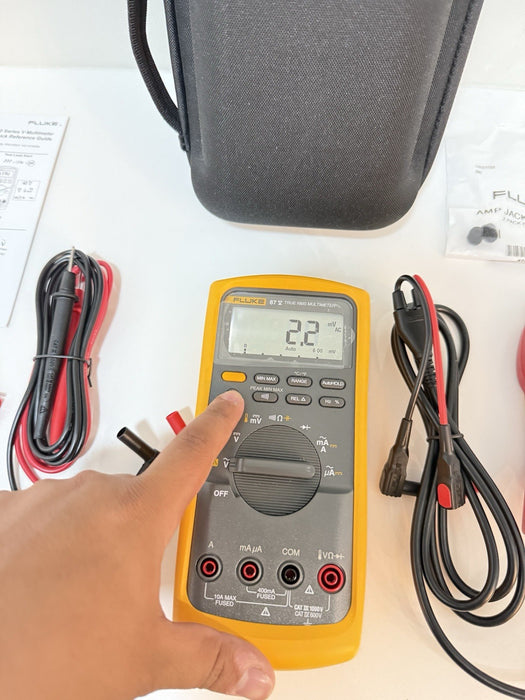 FLUKE 87 V MULTIMETER COMBI KIT W/ i400 CLAMP & LEADS - SHIPS FAST (NEW)