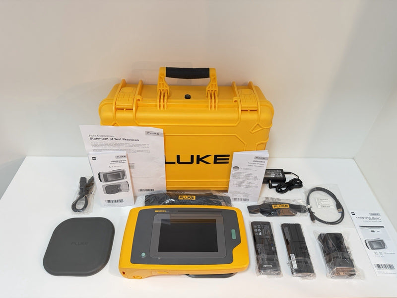 FLUKE ii910 ACOUSTIC IMAGER W/ ACCESSORIES FREE SHIPPING (NEW)