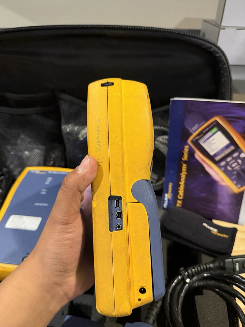 FLUKE NETWORKS DTX-1800 DTX CABLE ANALYZER KIT & PLA001 TESTED