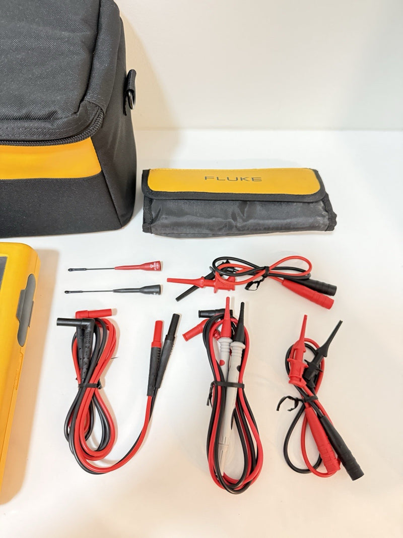 FLUKE 744 PROCESS CALIBRATOR WITH LEAD SET & BAG TESTED