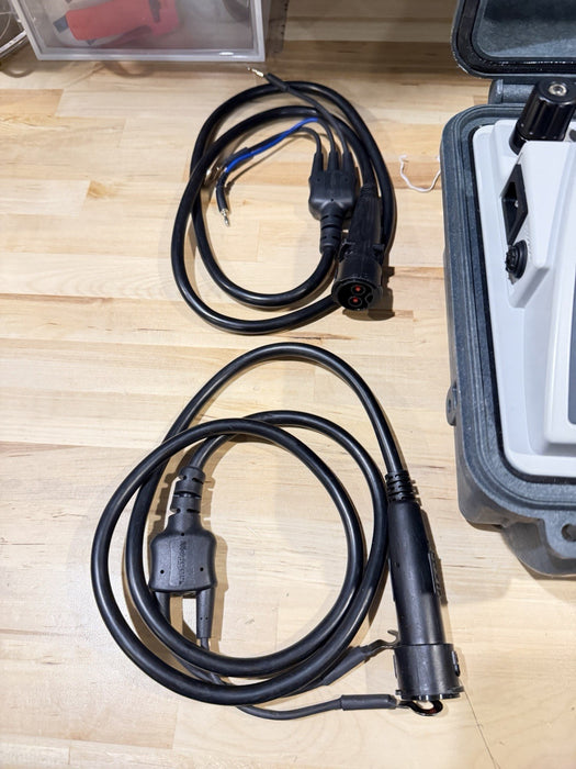MEGGER DLRO10HD DIGITAL LOW RESISTANCE OHMETER W/ PROBES & CHARGER (TESTED)