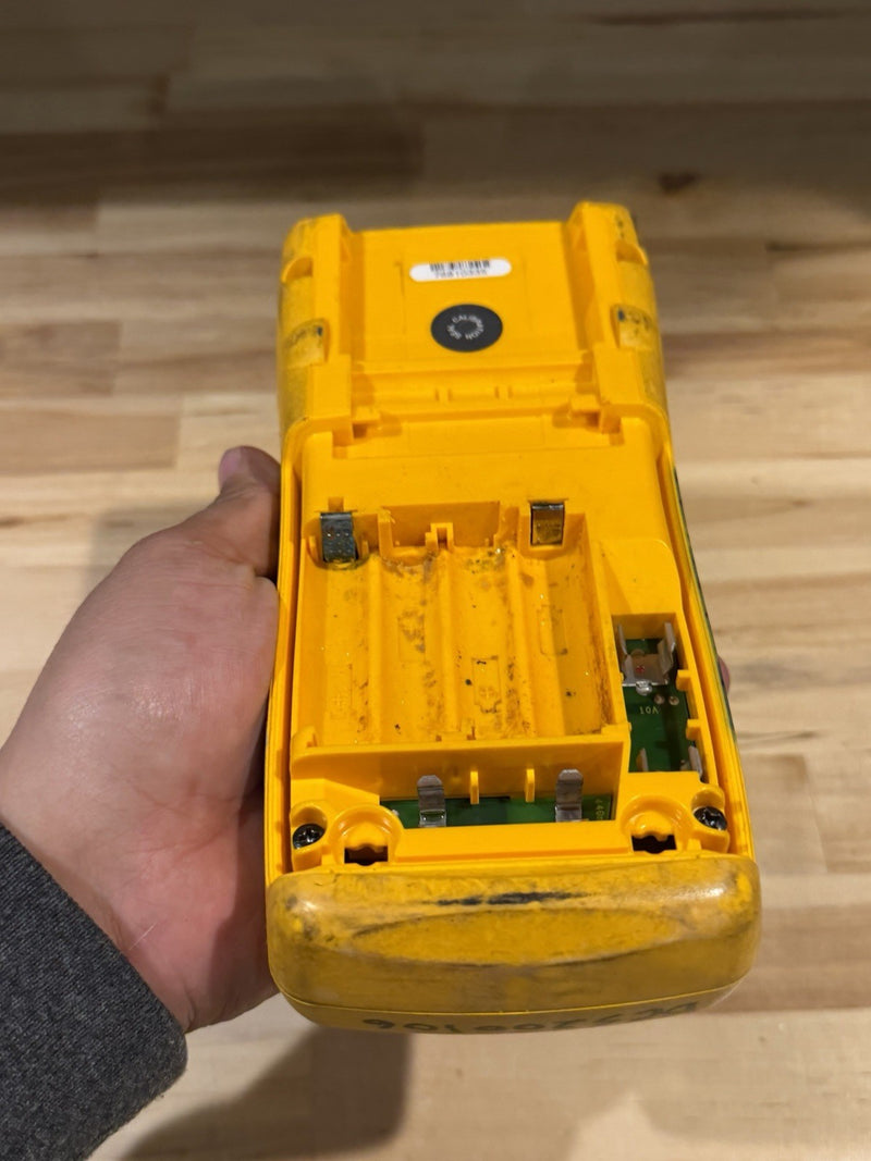 FLUKE 187 TRUE RMS MULTIMETER FOR PARTS