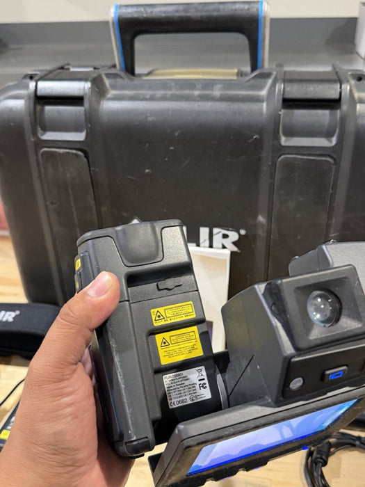 FLIR T640 THERMAL IMAGING CAMERA WITH ACCESSORIES TESTED