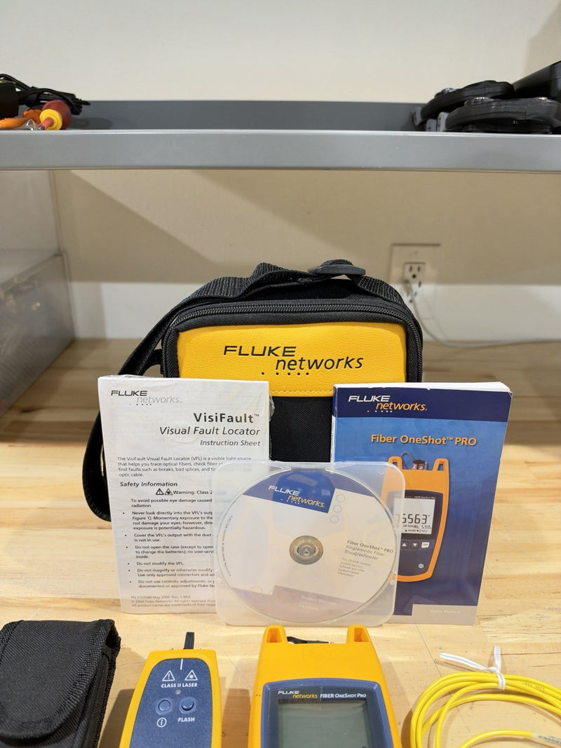 FLUKE NETWORKS FIBER ONESHOT PRO W/ VISUAL FAULT LOCATOR (TESTED)
