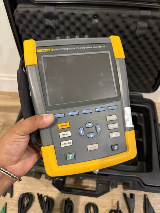 FLUKE 437 II POWER QUALITY & ENERGY ANALYZER WITH ACCESSORIES CALIBRATED 2026