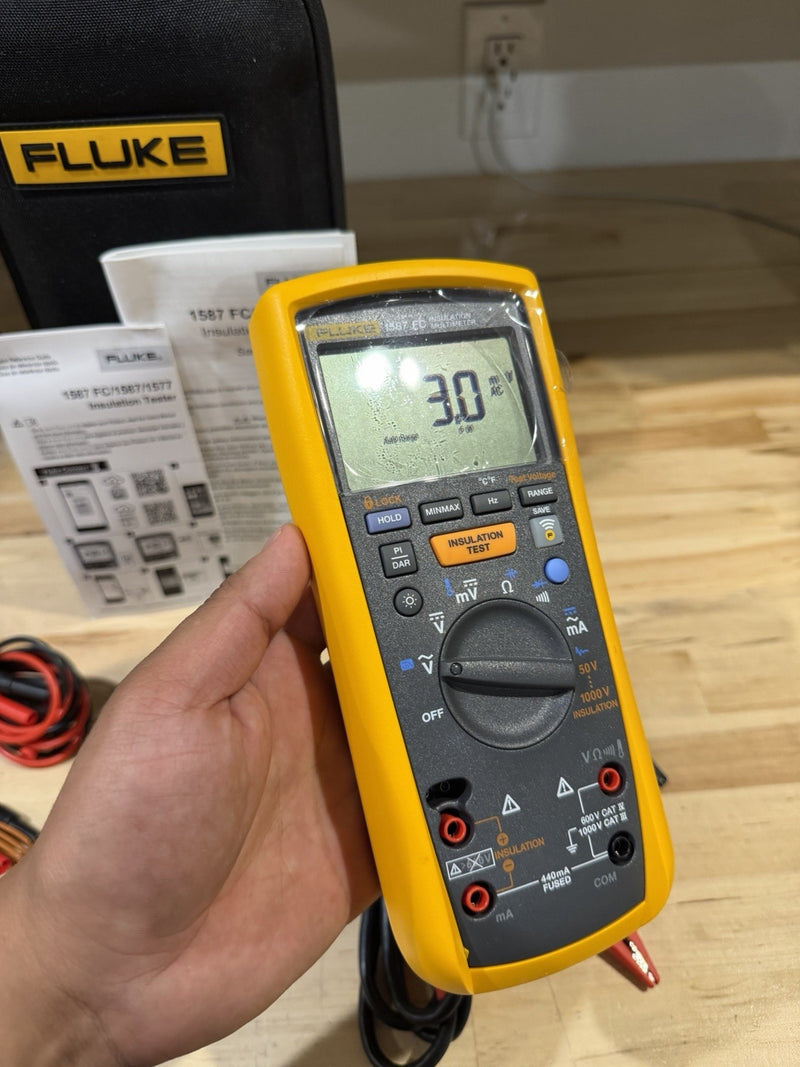 FLUKE 1587 FC 2 IN 1 HANDHELD DIGITAL INSULATION MULTIMETER