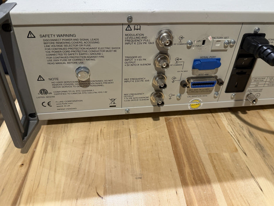 FLUKE 9640A RF REFERENCE SOURCE (PARTS ONLY) FOR PARTS - SHIPS FAST
