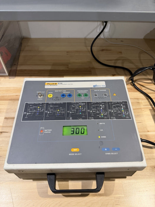 FLUKE BIOMEDICAL RF303 ELECTROSURGERY ANALYZER TESTED