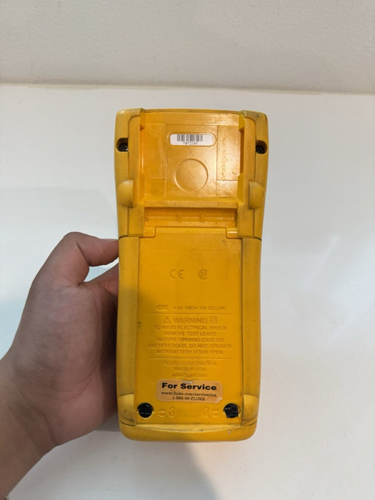 FLUKE 724 TEMPERATURE CALIBRATOR (PARTS ONLY) (FOR PARTS) SHIPS FAST
