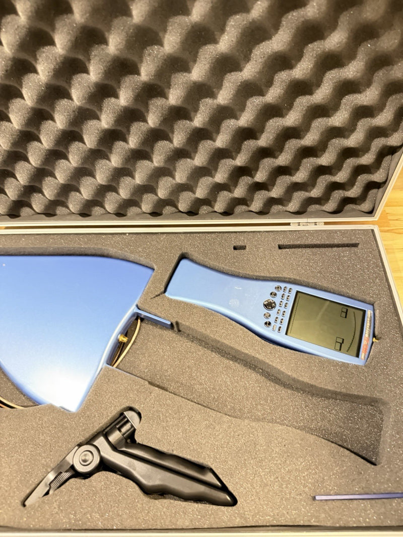 AARONIA SPECTRAN HF-4060 SPECTRUM ANALYZER TESTED