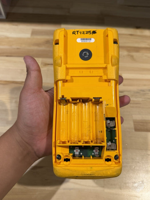 FLUKE 187 TRUE RMS MULTIMETER FOR PARTS