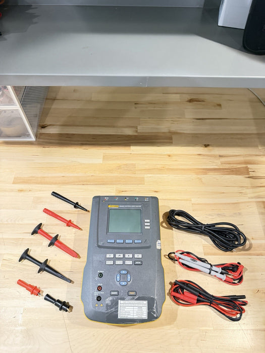 FLUKE ESA615 230V ELECTRICAL SAFETY ANALYZER TESTER WITH LEADS & CHARGER TESTED