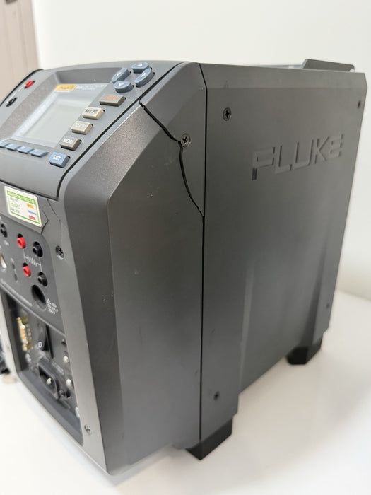 FLUKE 9144 FIELD METROLOGY WELL 50°C TO 660°C TEMPERATURE CALIBRATOR & LEADS
