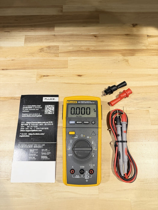 FLUKE 233 REMOTE DISPLAY AUTOMOTIVE DIGITAL MULTIMETER