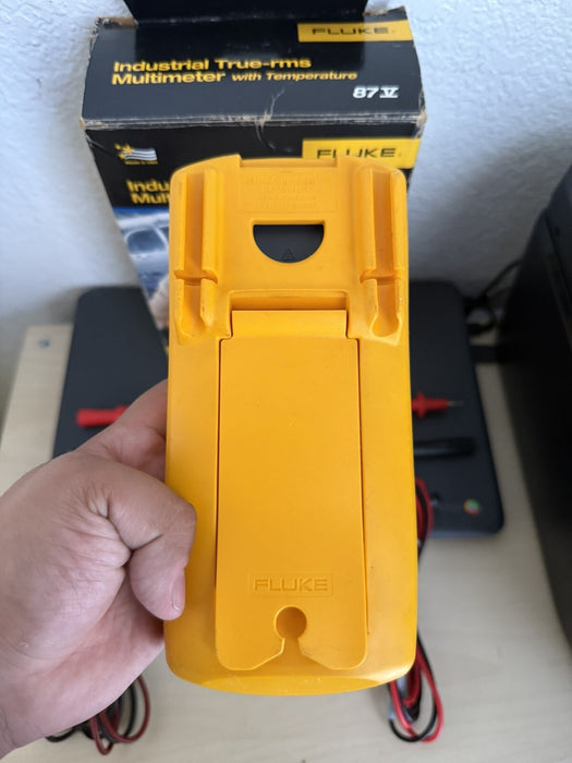 FLUKE 87V TRUE RMS MULTIMETER W /LEADS - FREE SHIPPING (TESTED)