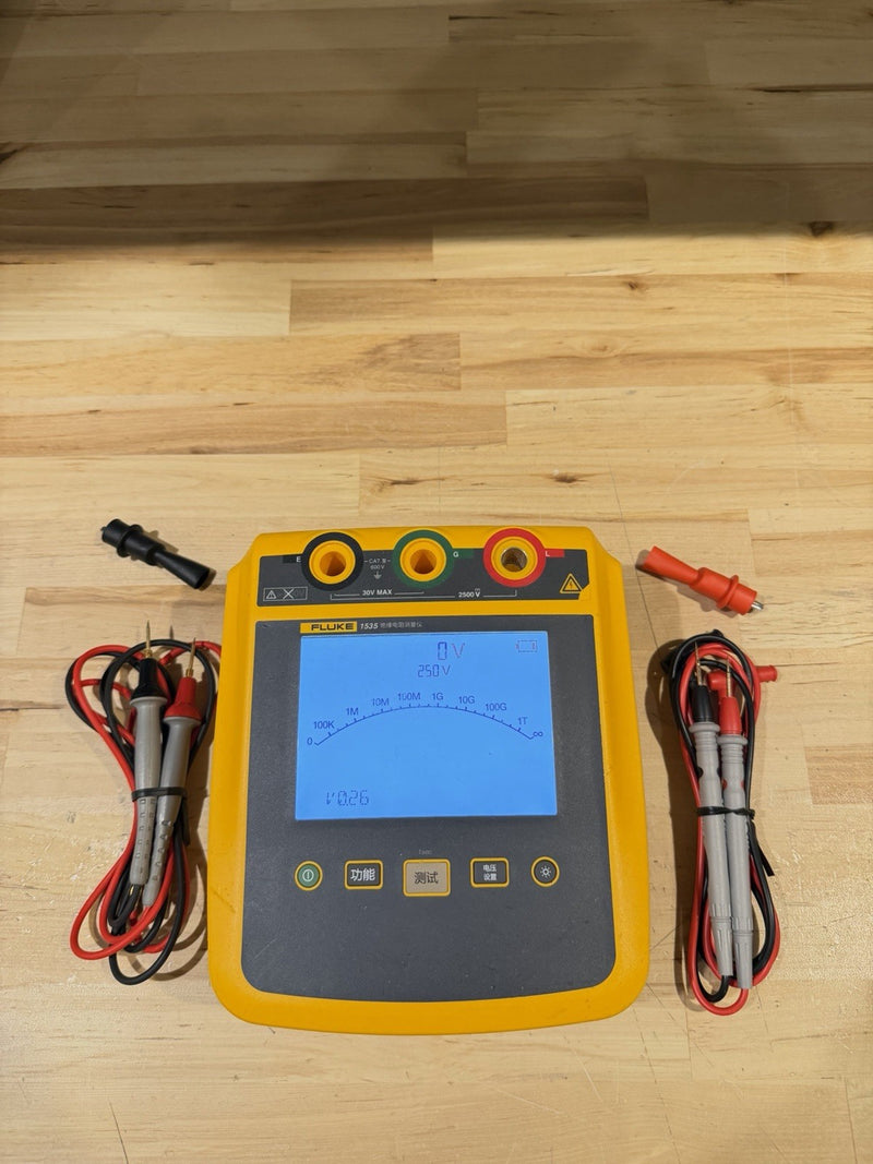 FLUKE 1535 MEGOHMMETER INSULATION TESTER W/ LEADS (TESTED) SHIPS FREE