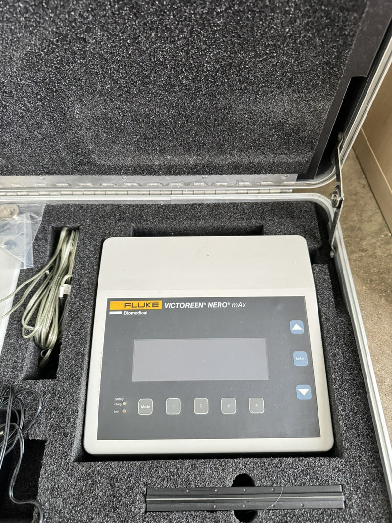 FLUKE BIOMEDICAL 8000 VICTOREEN NERO MAX X-RAY WITHCASE