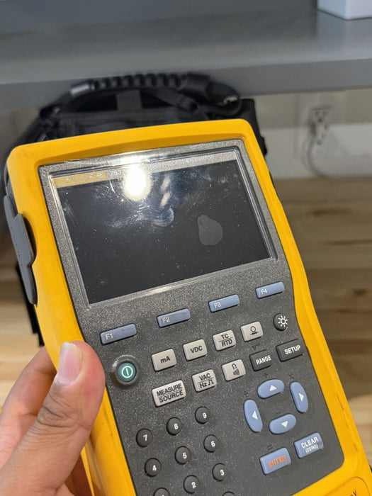 FLUKE 753 DOCUMENTING PROCESS CALIBRATOR WITH ACCESSORIES CALIBRATED 2025